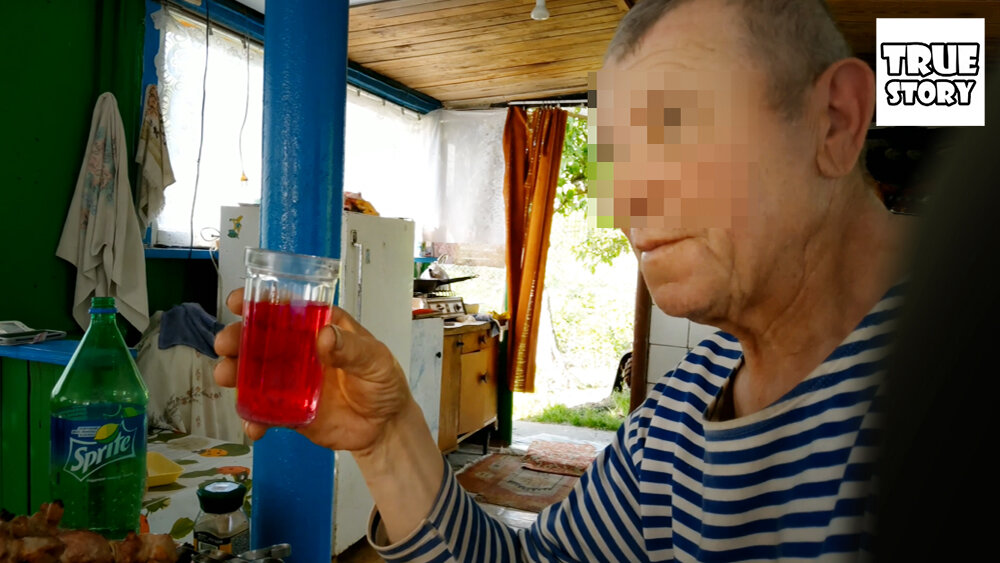 Как сейчас живут люди в деревне? Родственники с гордостью показали свой дом и хозяйство