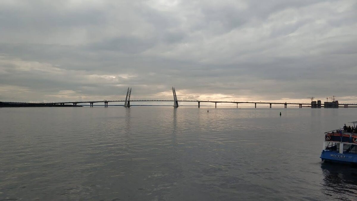 Вид с набережной Севкабеля