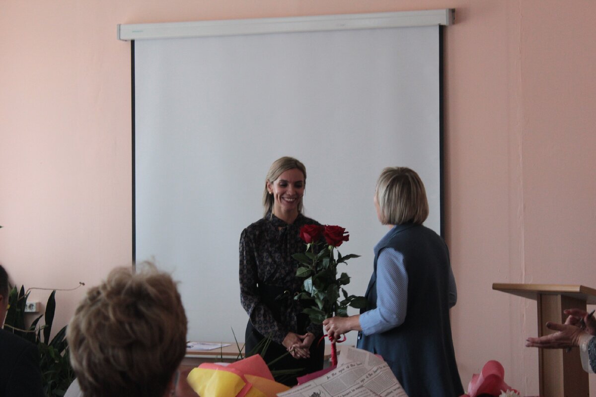 Сош 2 карпинск. Сош 2 карпинск. Школа 5 карпинск. Школа 2 карпинск. Школа 2 карпинск фото.