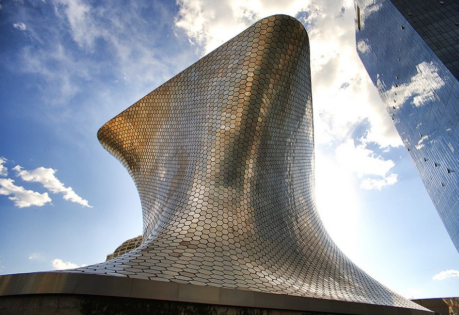 Музей Соумайя находится в одном из самых престижных районов города