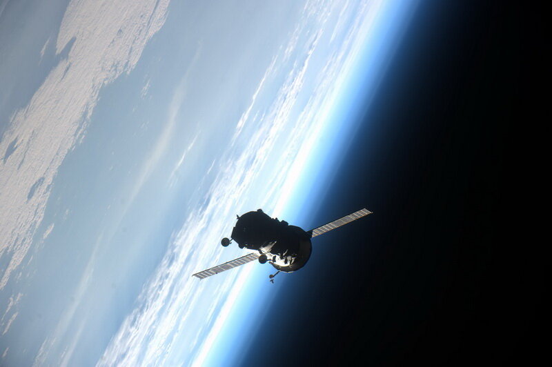 Орбитальная галерея космонавта Олега Котова. Фото с сайта: https://www.roscosmos.ru/172/