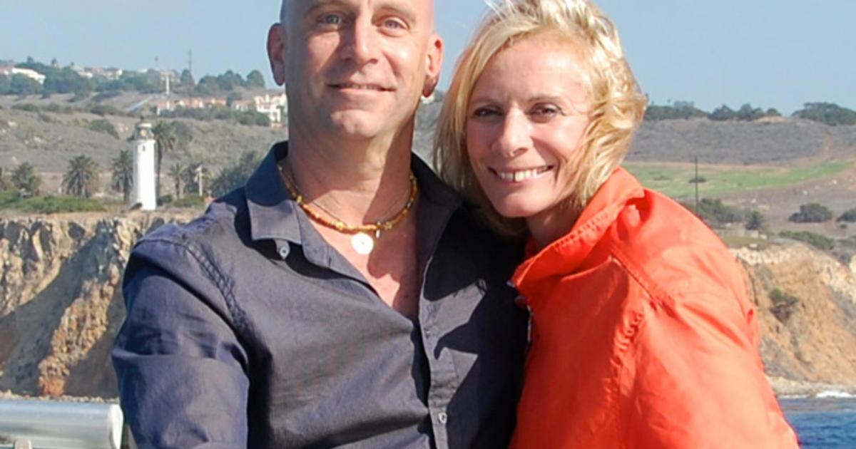 Брюс Лискер после освобождения со своей женой, с которой познакомился будучи в тюрьме.