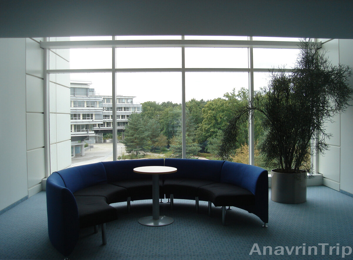 Холл Конгресс-отеля, г. Потсдам, Германия