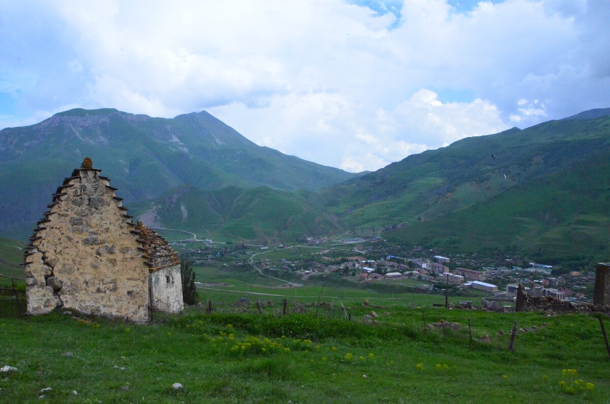 Северная Осетия. Даргавс.