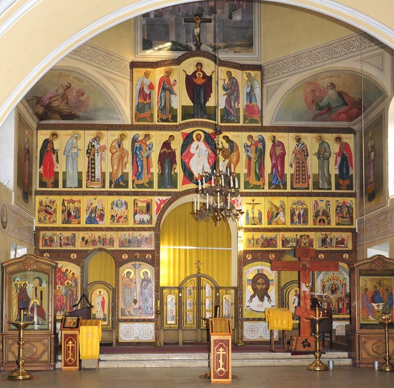 иконостас храма свв. Космы и Дамиана в Шубине