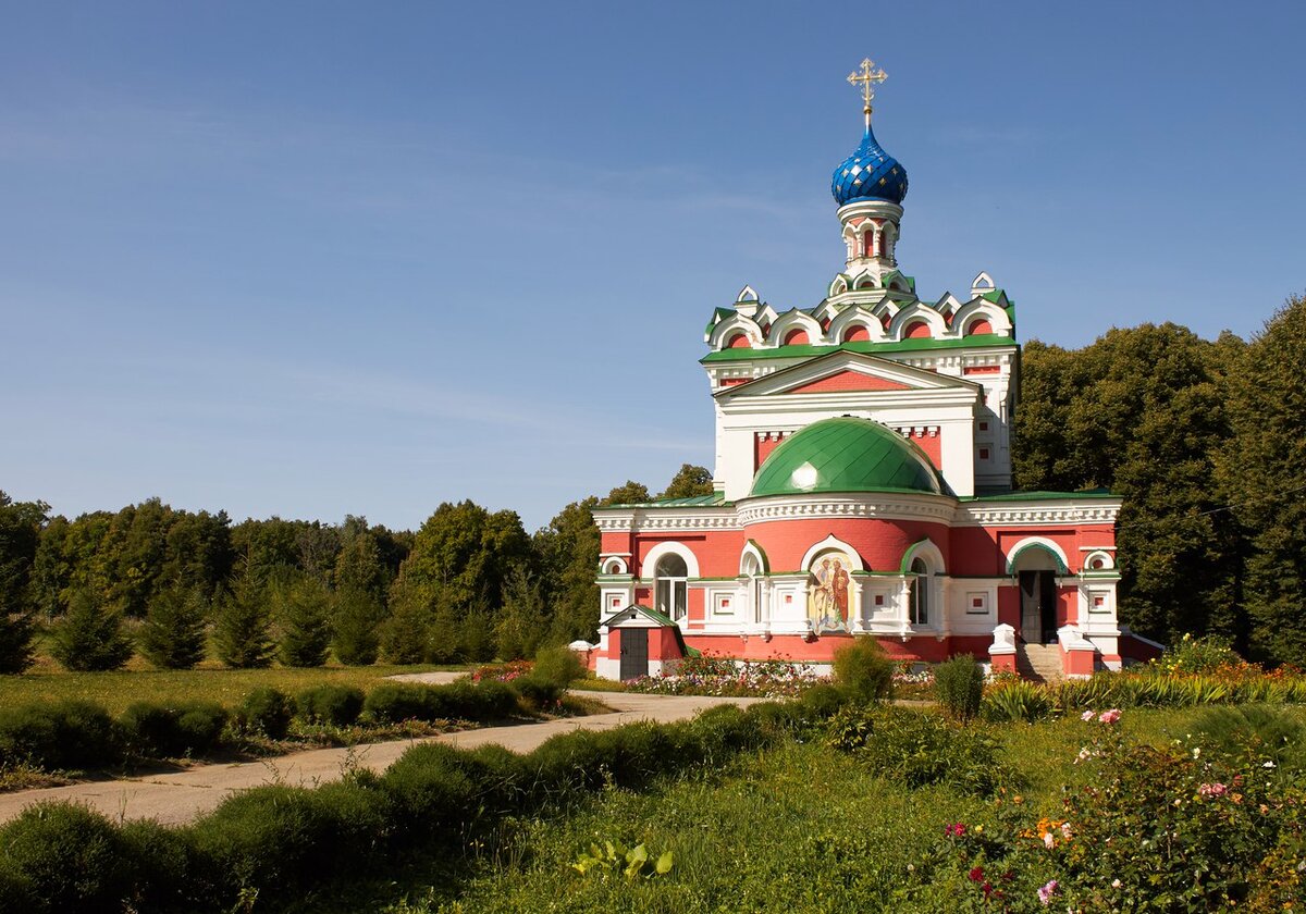 Рязанская область аренда. Храм в Старожилово Рязанская область. Церковь фон Дервизов. В Старожилово Рязанской области.