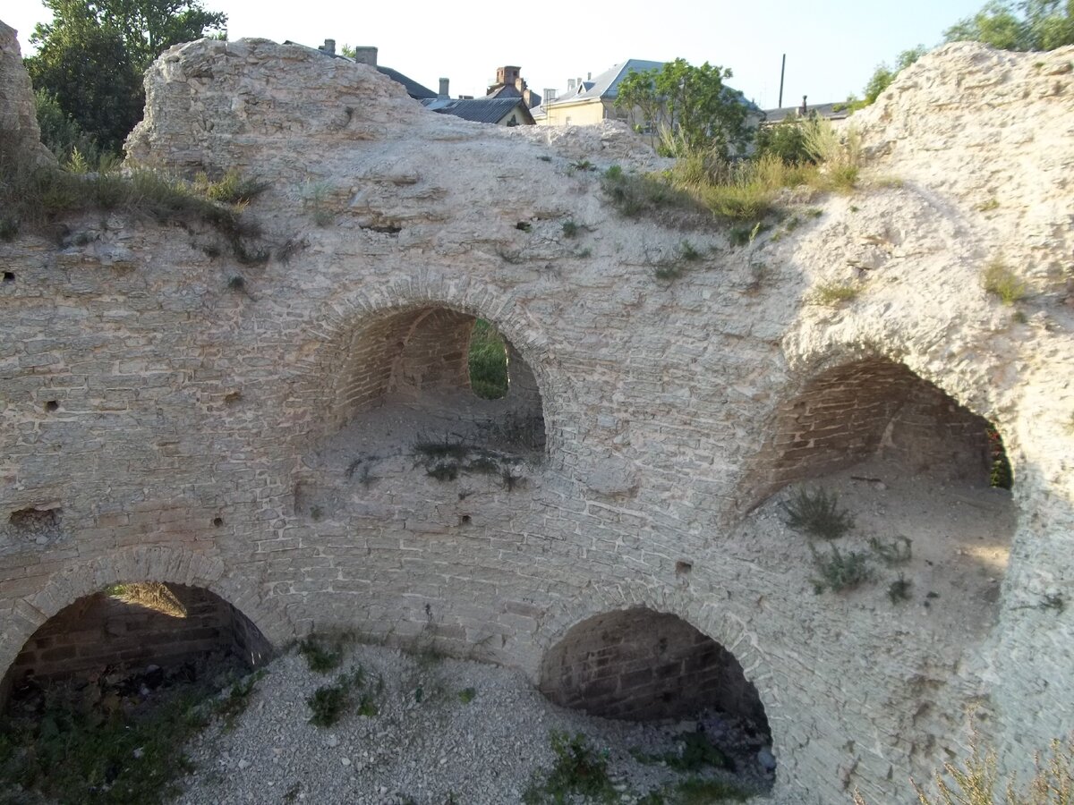 Варлаамовская башня до реставрации