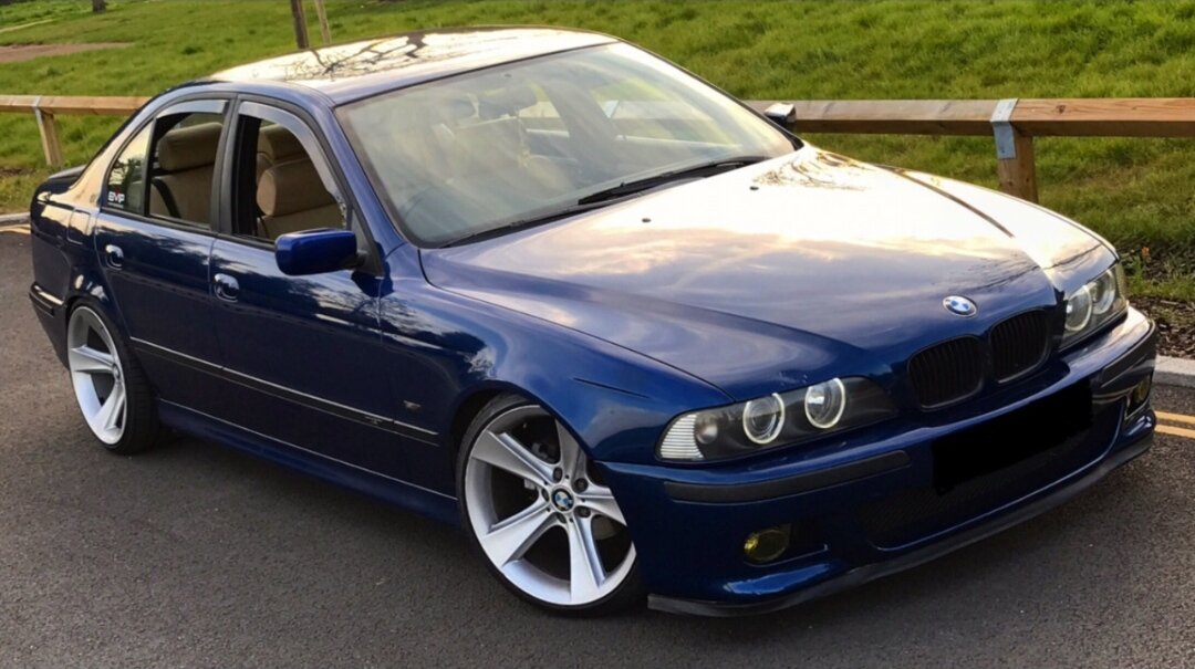 BMW m5 e39 синяя