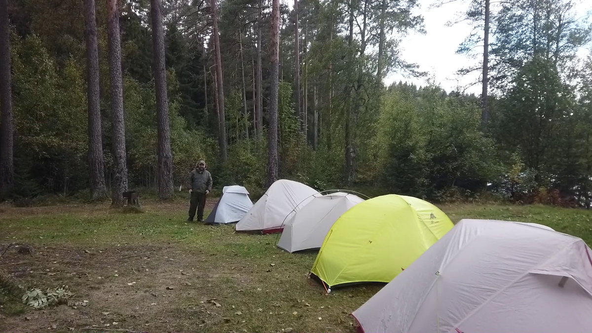 Семь лучших легких палаток. В кадр влезли 5 :-)