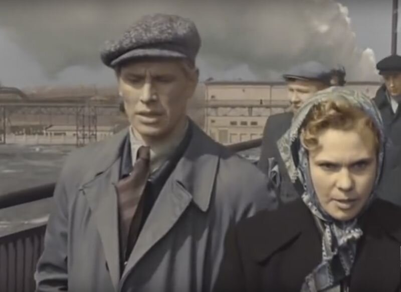 Кадр из к/ф "Весна на Заречной улице". Аля и Крушенков