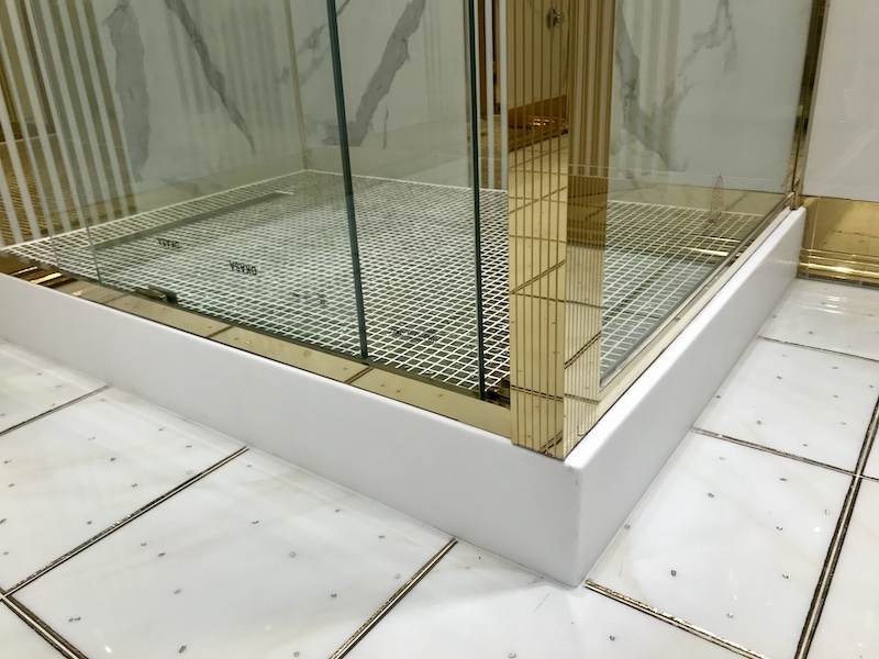 Душевой поддон 