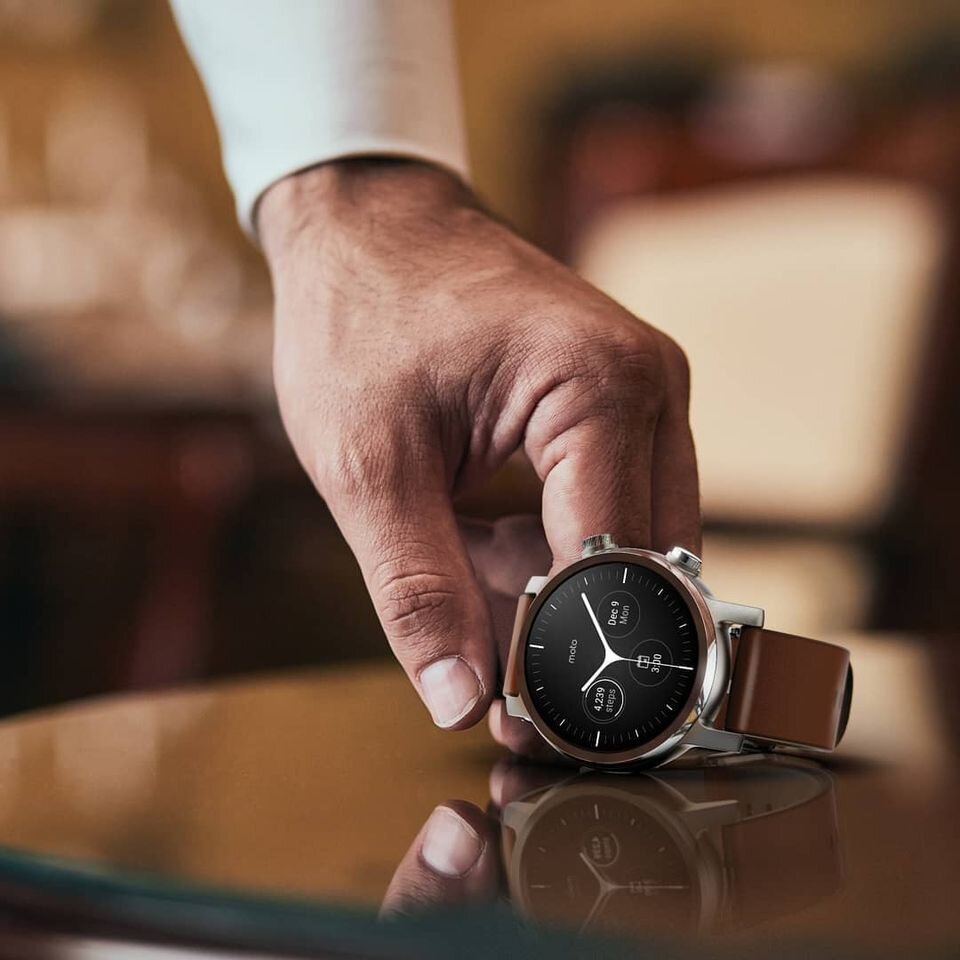Moto 360. Источник: facebook.com/moto360time