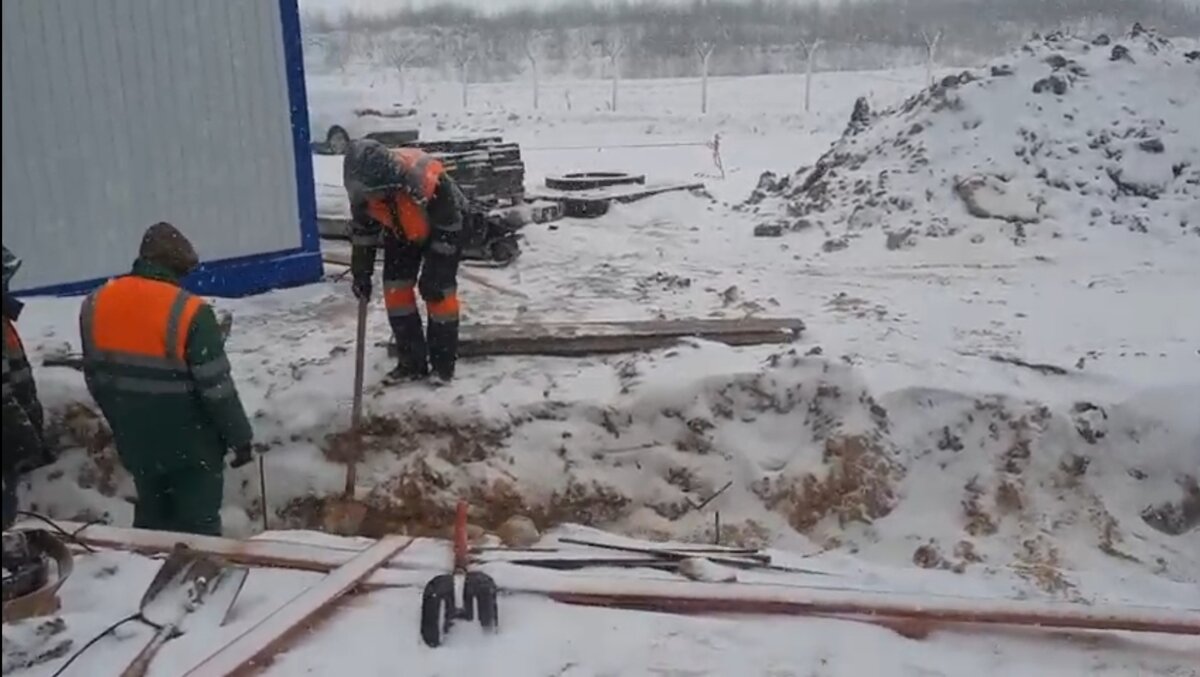 Погода совсем "не летная". Только не для российского дорожника