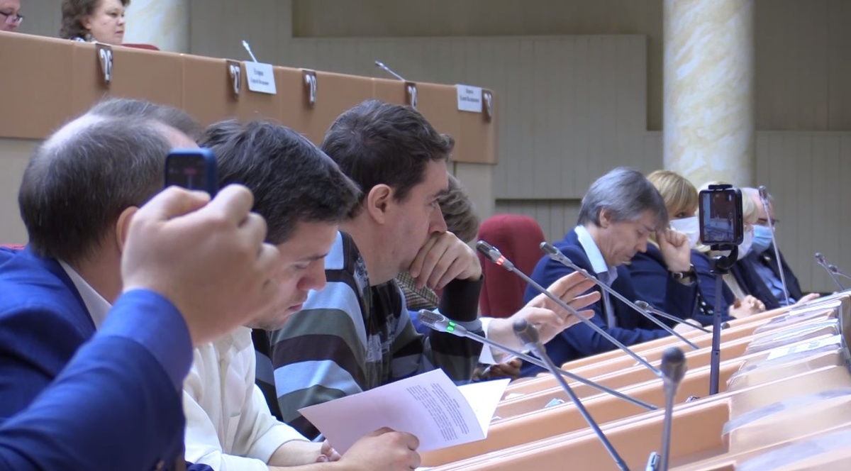 Саратовская областная дума КПРФ