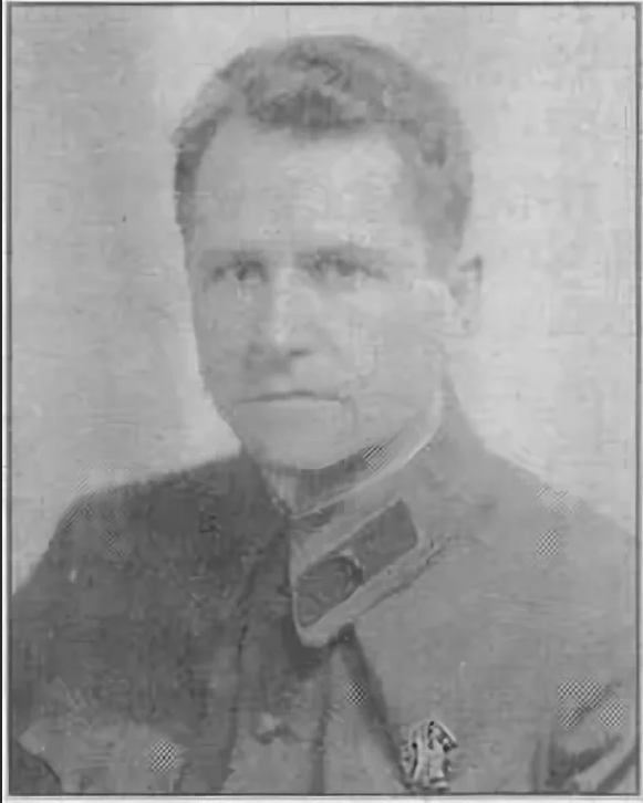 Елисей Тихонович Синицын (1909-1995)  https://coollib.net/i/84/381384/i_025.jpg