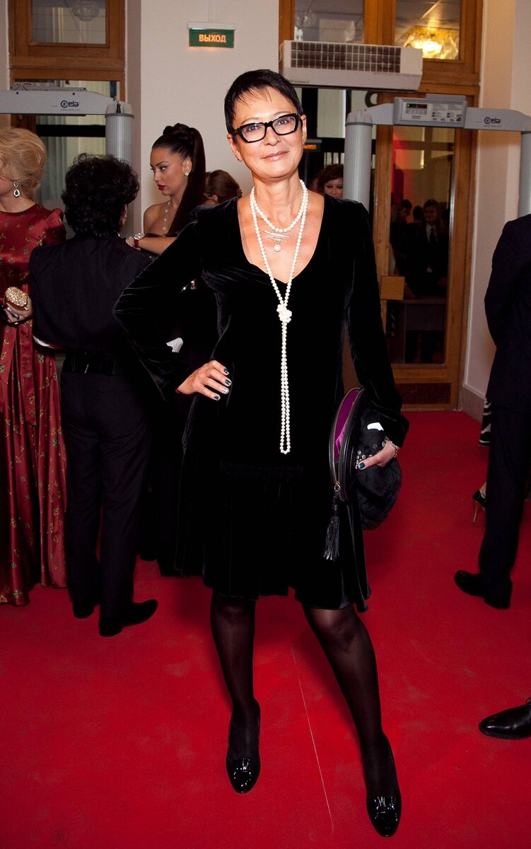 Тут диссонанс виден ещё больше. 😍