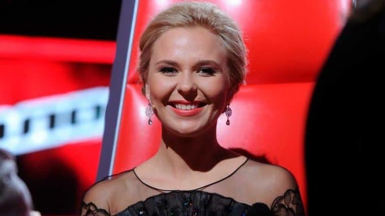 Удачи артистке в дальнейшем её развитии 