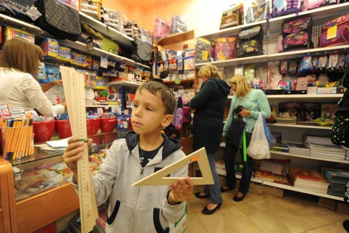 Собрать в школу ребёнка имеет и нравственную сторону