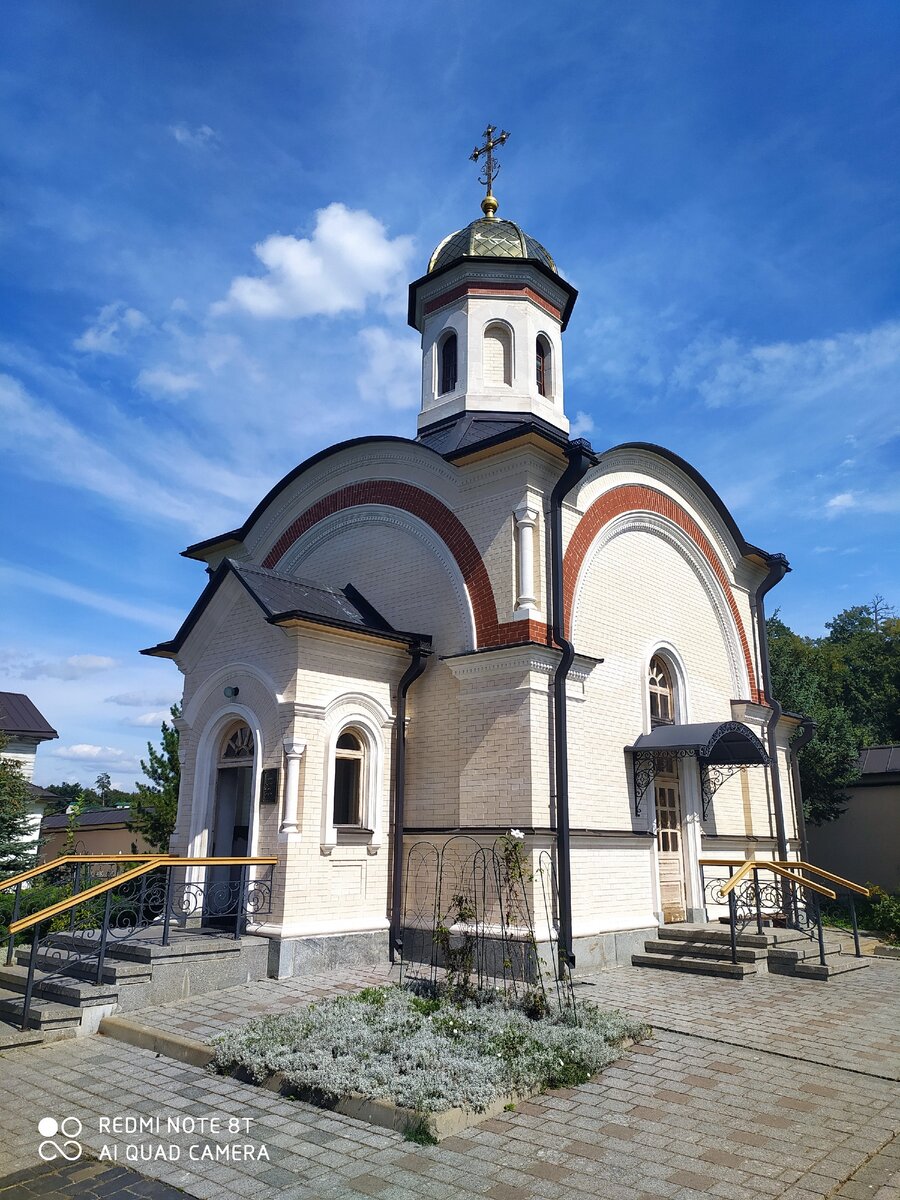 Часовня в честь Воскресения Христова. 