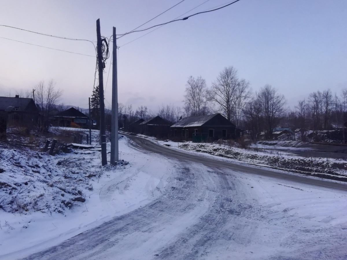 Улочки современного Экимчана с  заброшенными домами