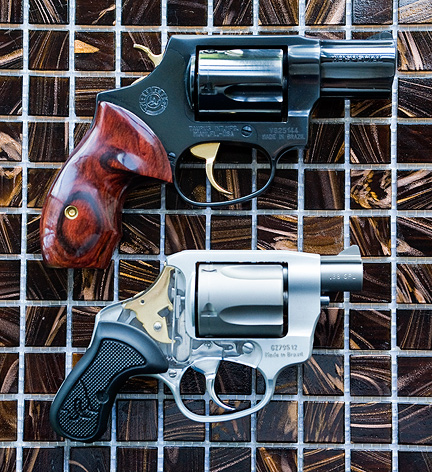 Taurus Model 85 сверху, Taurus View снизу