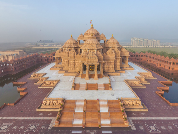 Источник: https://travelask.ru/india/delhi/hramovyy-kompleks-akshardham