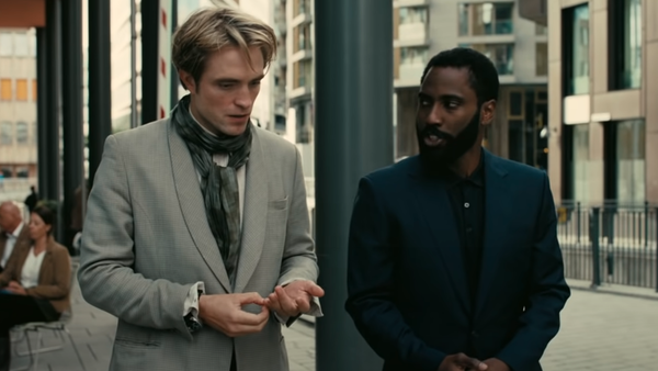 Не самый лучший костюмчик у Нила