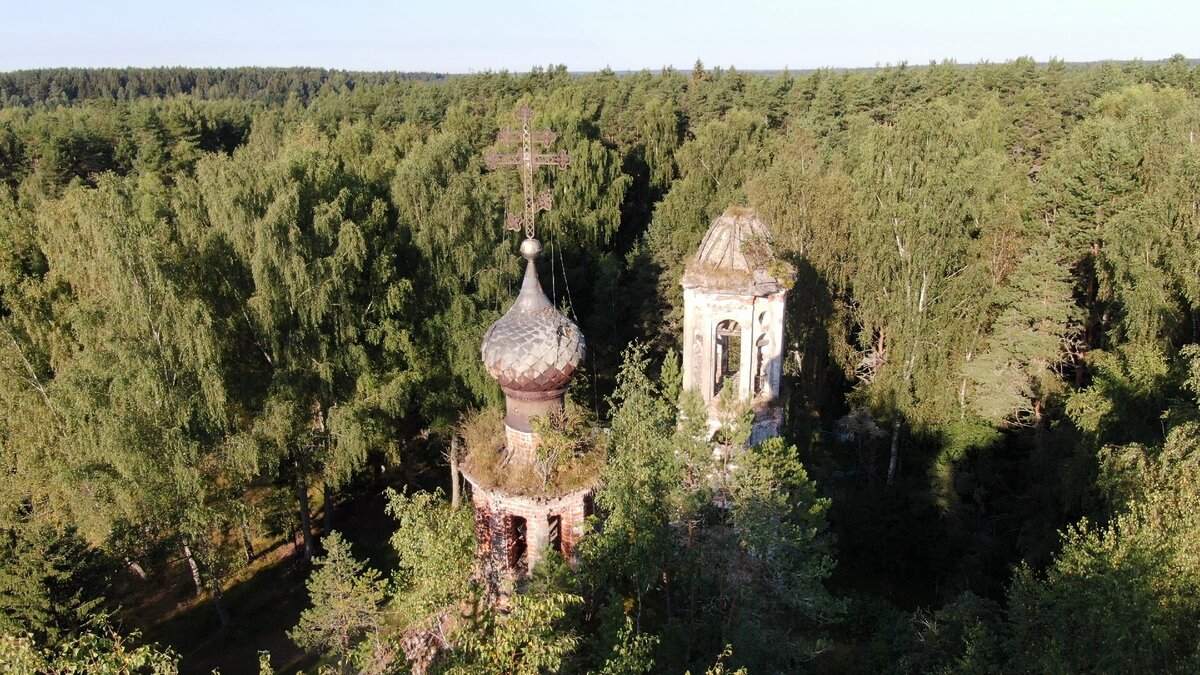 Фото. Церковь в Тверской области