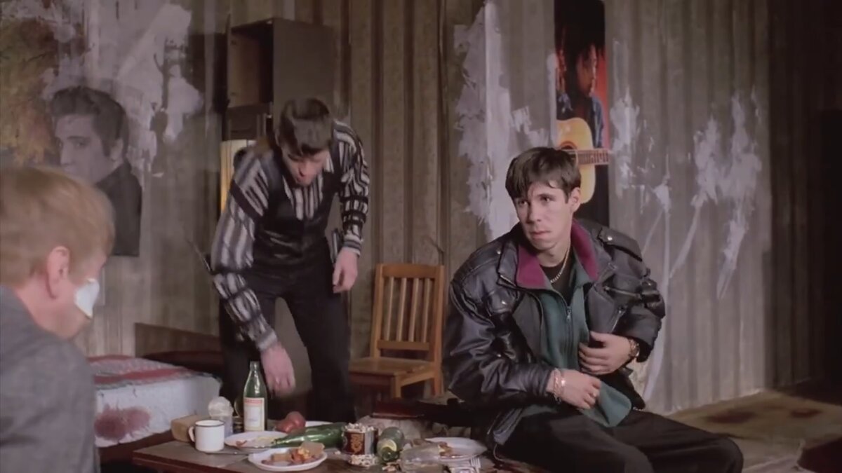 кадр из фильма "Жмурки"