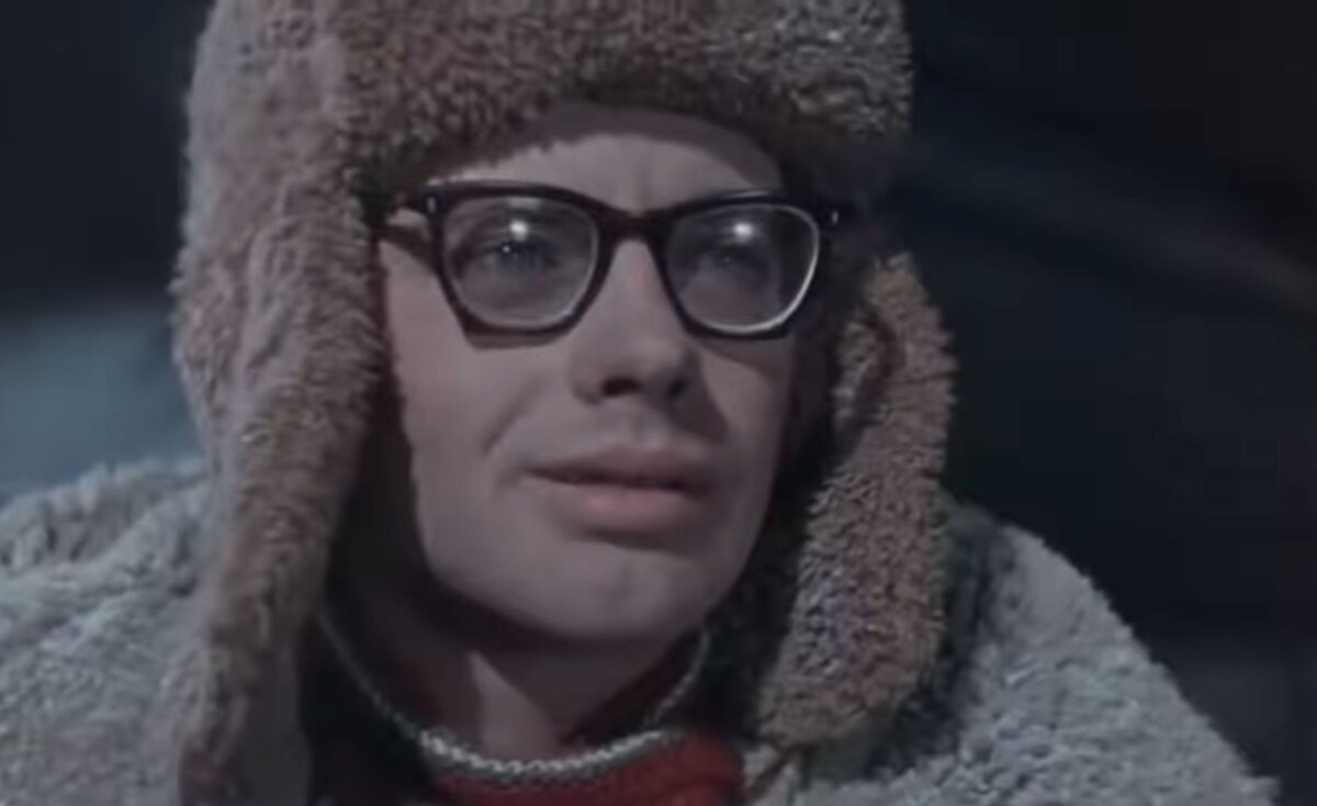 Чудака Диму Горина в в исполнении Демьяненко вполне можно считать эскизным наброском будущего Шурика. 