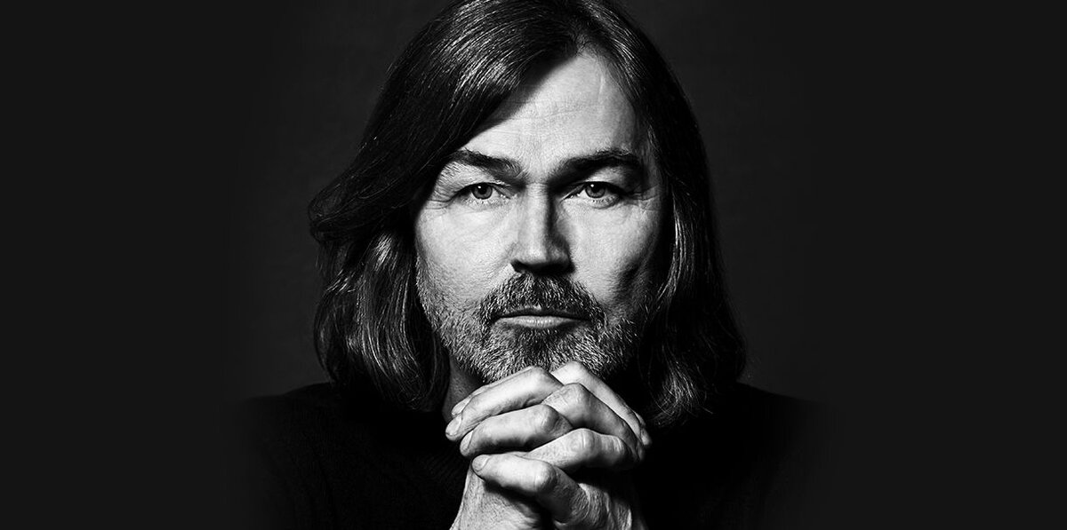 Никас Сафронов