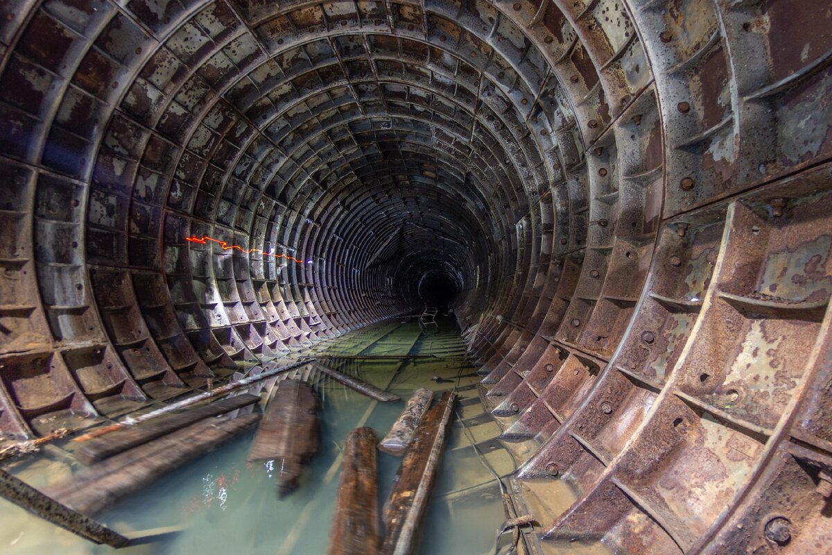 метро в питере под водой