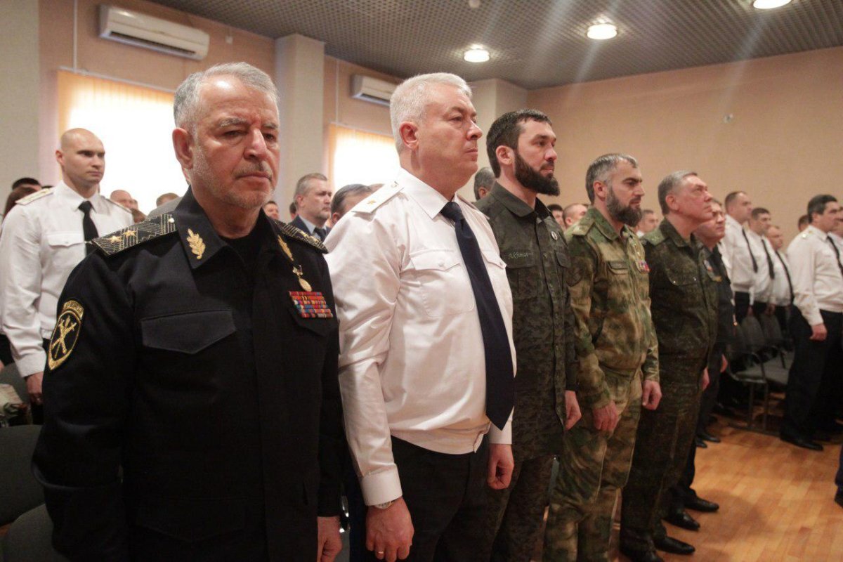 Начальник уфсб по чеченской республике. Начальник ПУ ФСБ по Чеченской Республике. Генерал ФСБ Чеченской Республики. Труханов Евгений Евгеньевич Чечня. Начальник пограничного управления по Чеченской Республике
