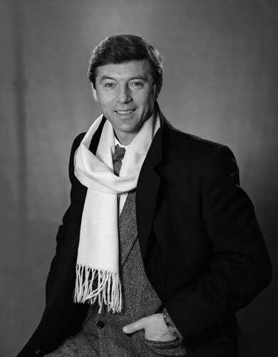 Евгений Меньшов в юности
