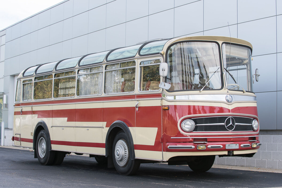 Mercedes Benz o 321 h