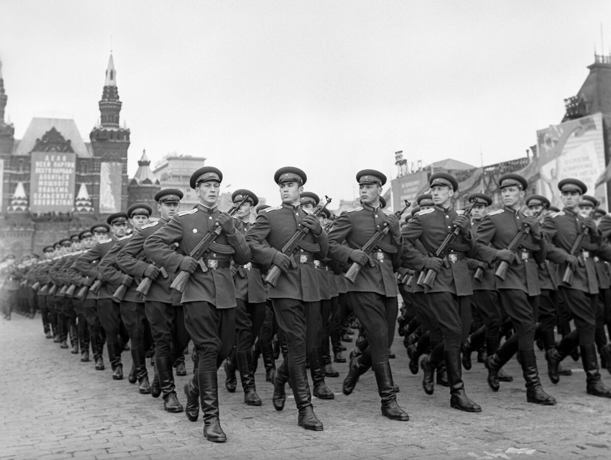 Парад войск Московского гарнизона