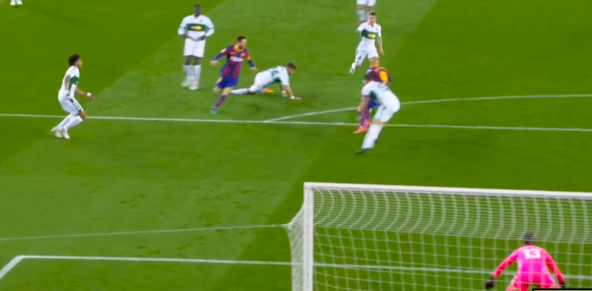 Момент голевой атаки Барселоны