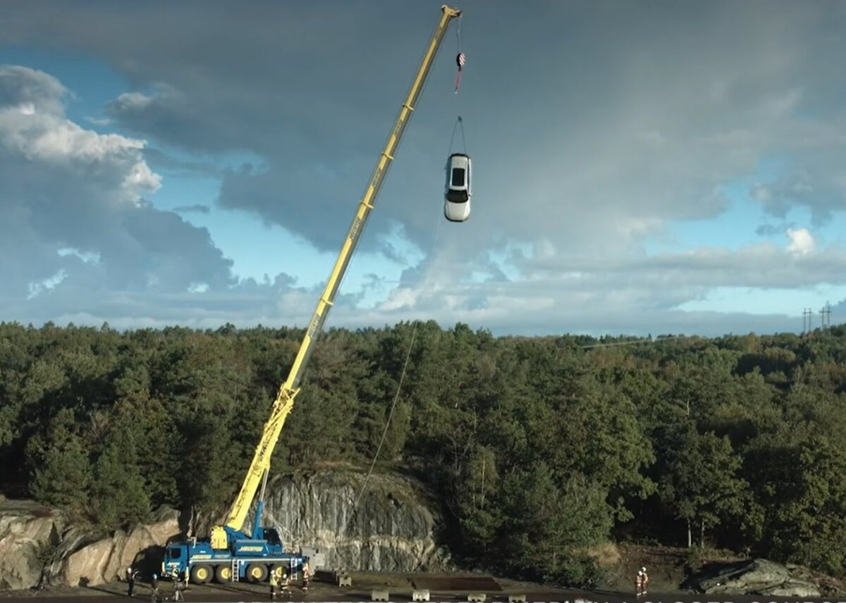 Краш тест Volvo v60 Euro NCAP 2018