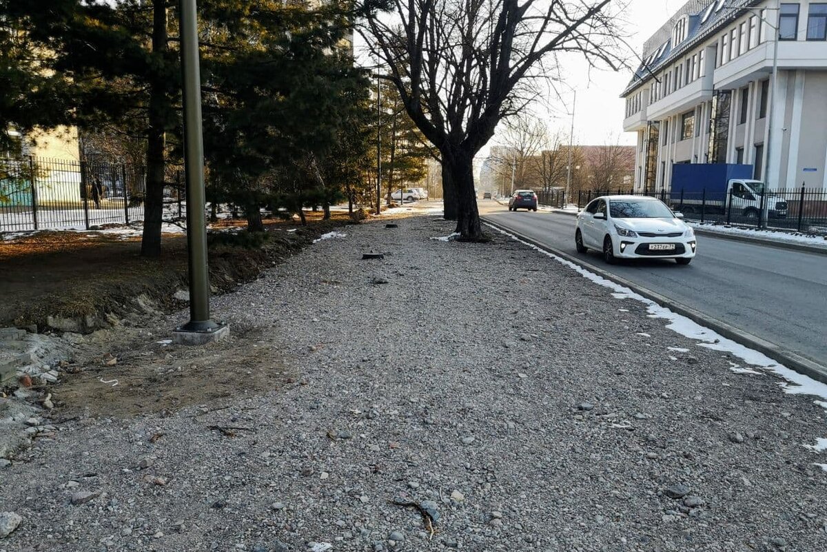 Листайте вправо