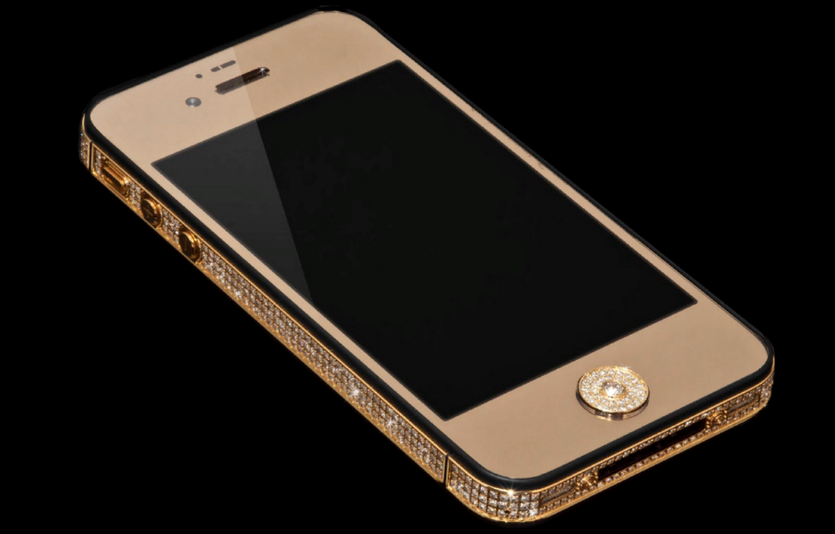 Золотая 12 телефон. Айфон 5 диамонд Блэк. Iphone 5 Black Diamond Edition. Supreme Goldstriker iphone 3g. Iphone 5 Black Diamond $15 млн.