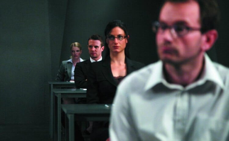 Иногда люди ведут себя очень странно и ученые это доказали 