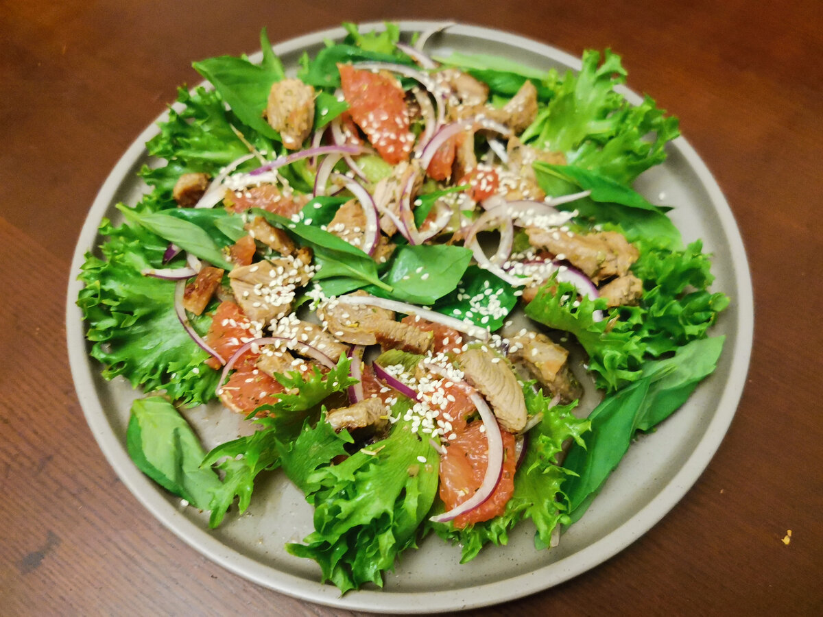 Салат из индейки с грейпфрутом без масла и майонеза. Вкусно, просто и без  лишних калорий! | Гардероб блондинки | Дзен