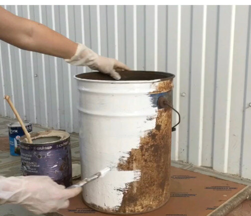 приступила к перекраске