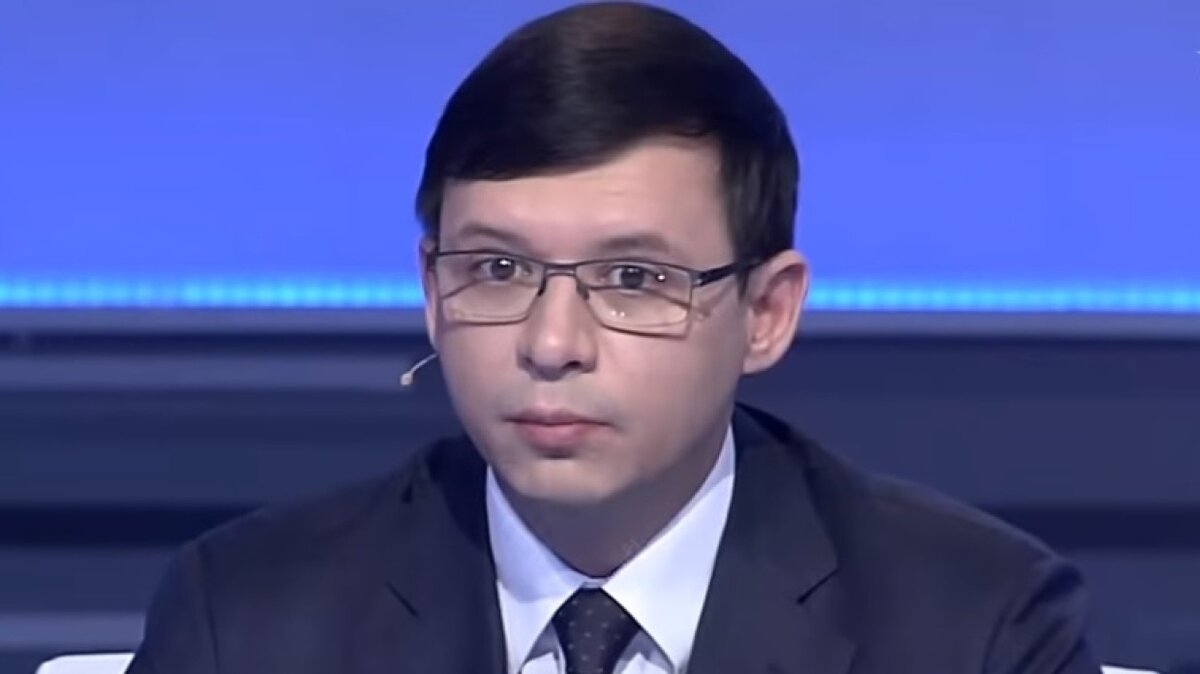 Экс-депутат Мураев делает предостережение.