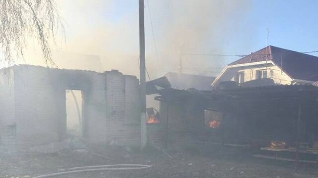    Пожар после обстрела Телеграм-канал Вячеслава Гладкова