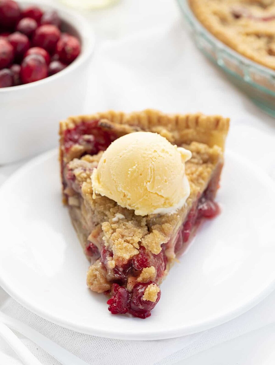 Cranberry pie