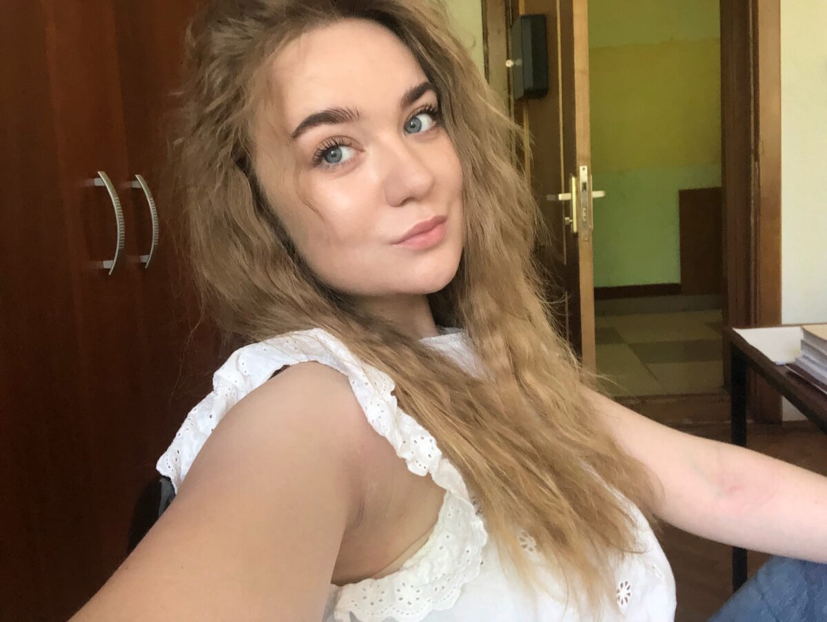 2021 год, сижу в кабинете своего научного руководителя и делаю последние правки по диплому.