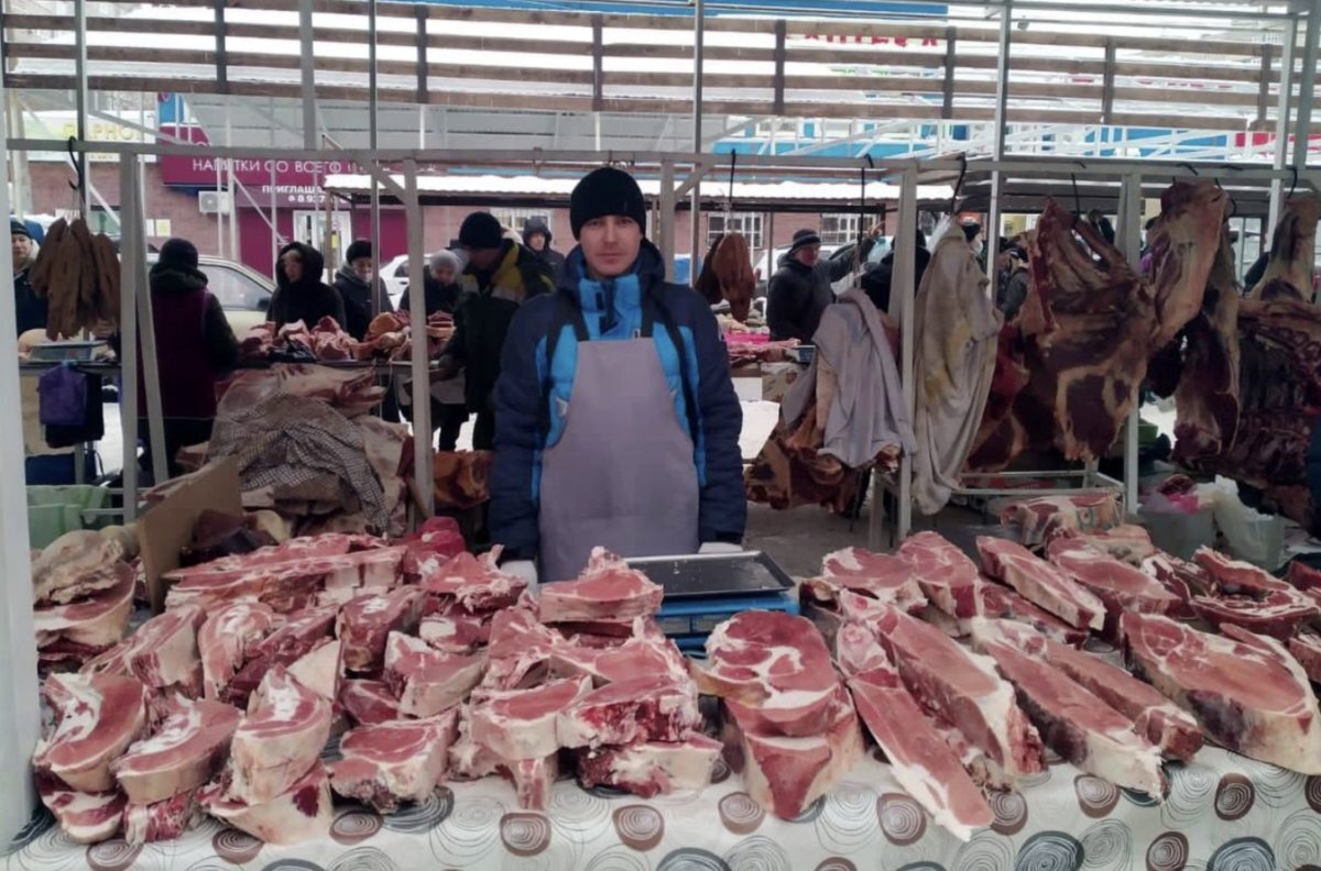    Продуктовая ярмарка приглашает покупателей в Кировском районе Уфы