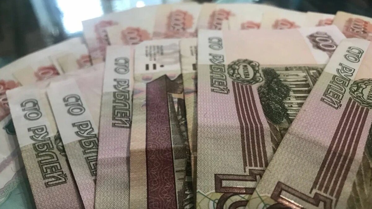     В Набережночелнинском городском суде состоялось заседание по делу экс-директора местного медицинского колледжа Светланы Вахитовой. Прозвучало обвинительное заключение, в котором говорится, что сумма ущерба сократилась более чем в три раза.