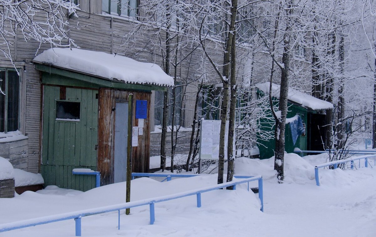    В Югре переселили первую семью из фенольного жилья по новой федеральной программе